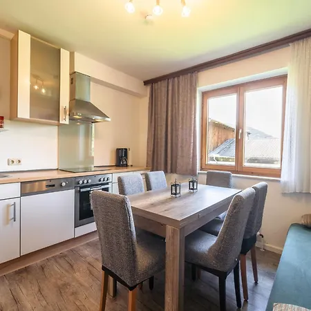 Apartment Apartment On The Ski Slope In Maishofen *