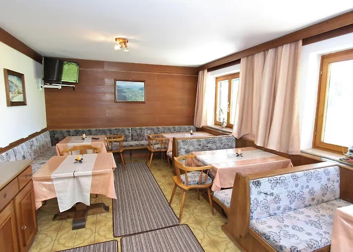 In Near Slopes * ميشوفن